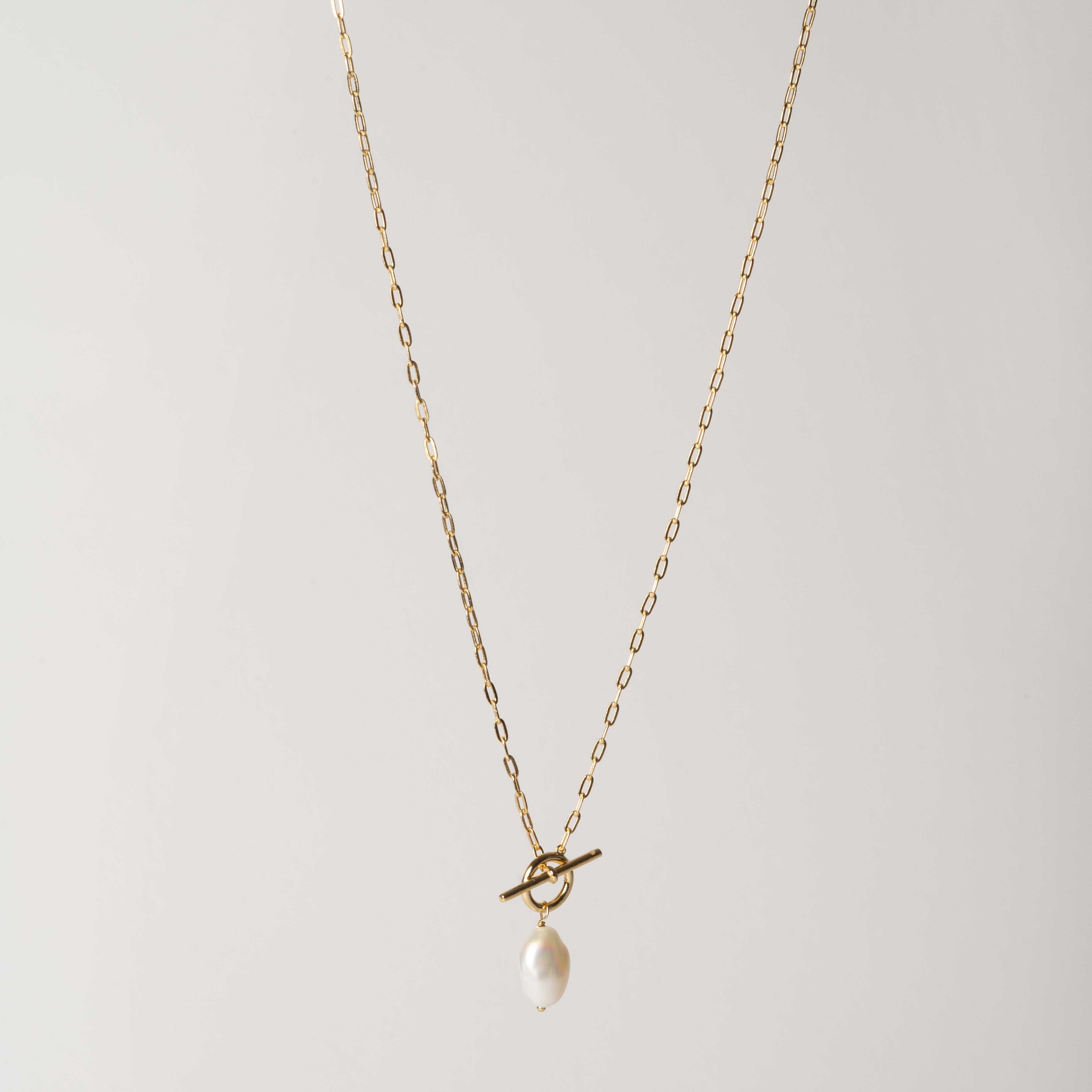 Pearl Paperclip Toggle Necklace